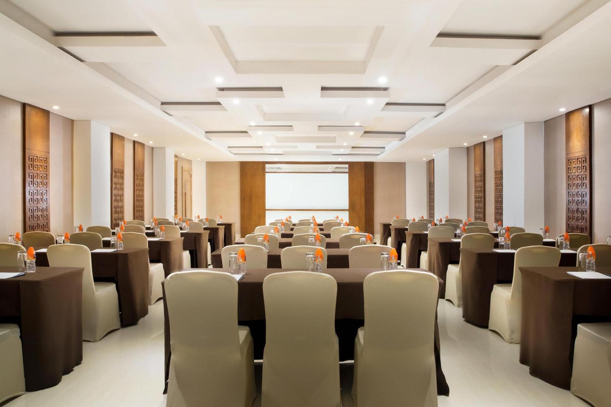 Four Points By Sheraton נקסר מראה חיצוני תמונה